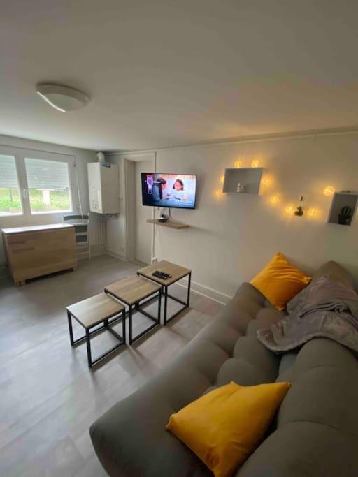 Appartement Avec Garage Et Terrasse Bourges Esterno foto