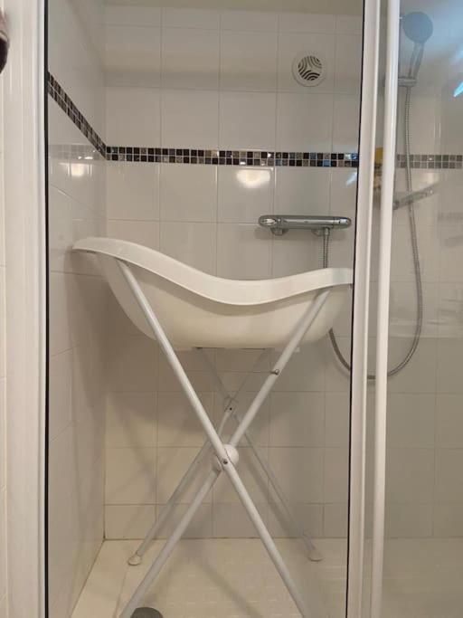 Appartement Avec Garage Et Terrasse Bourges Esterno foto